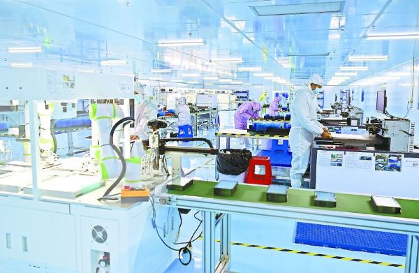 锐阳汽车中控触摸屏制造项目。