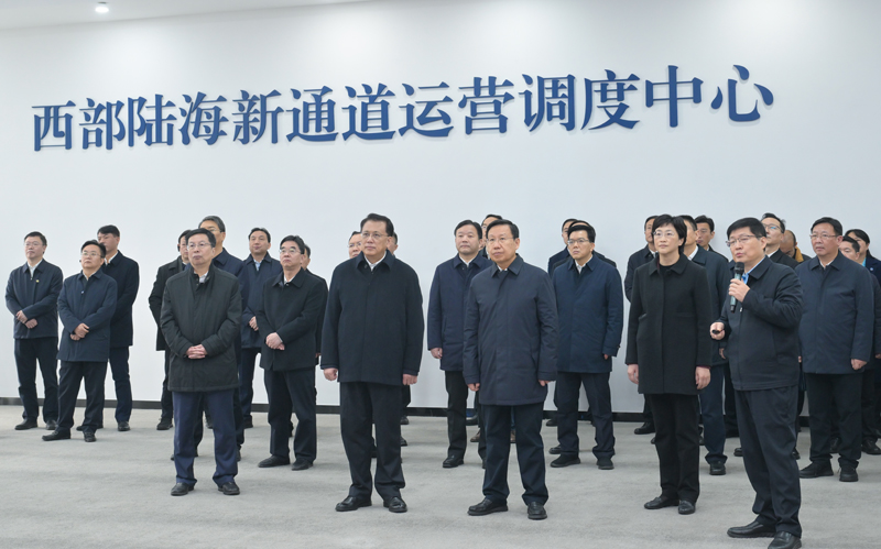 推动成渝地区双城经济圈建设重庆四川党政联席会议第十次会议召开
全方位深化改革协作联动
推动成渝地区双城经济圈建设走深走实
袁家军通报主要成果及重庆市下一步打算 王晓晖通报四川省下一步打算
胡衡华施小琳分别通报有关情况「相关图片」